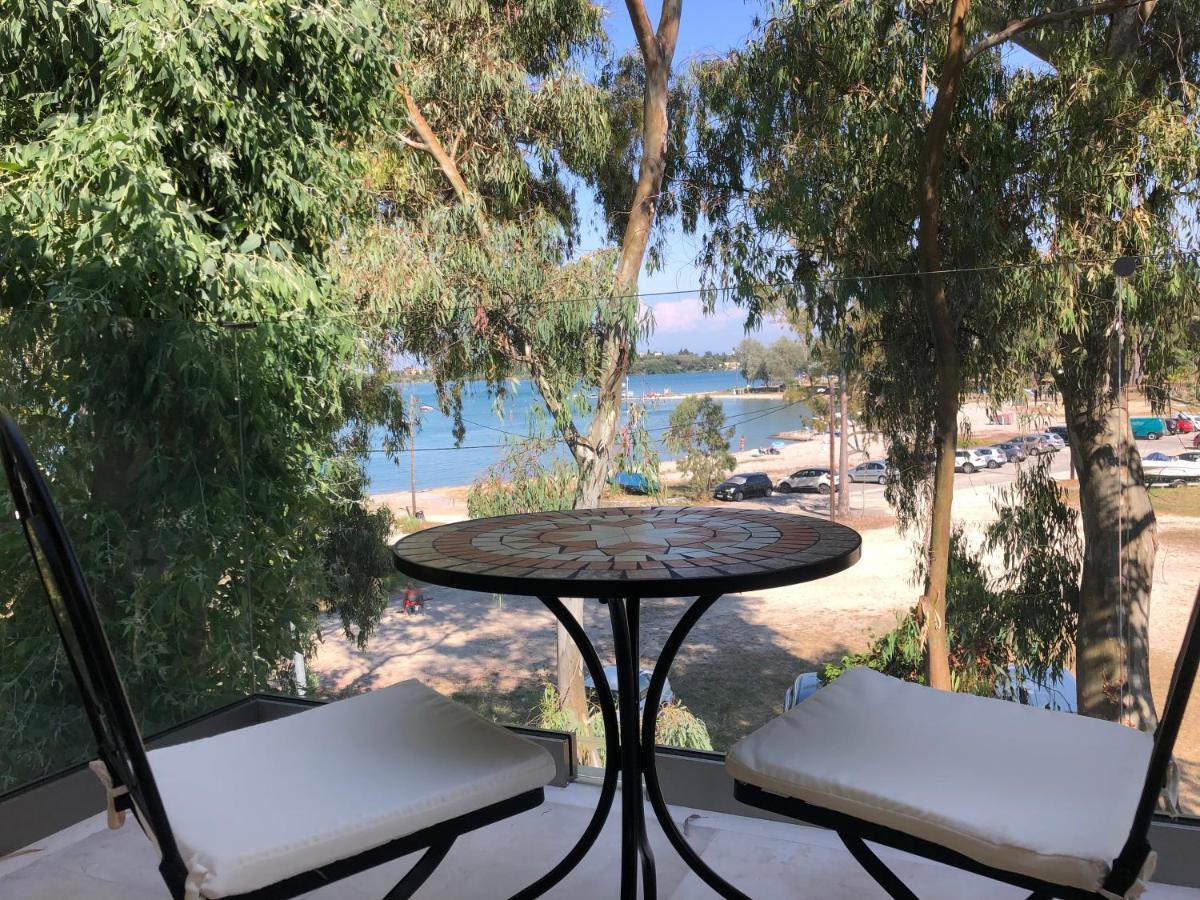 Marina Vista Luxury Front Apartment